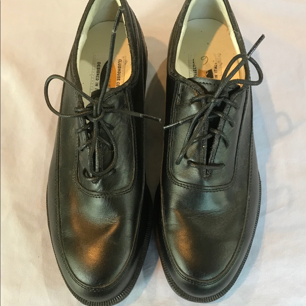 Ladies black new golf shoes